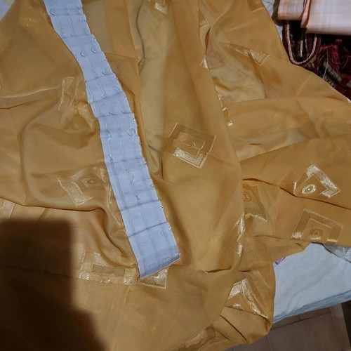 Curtain for balcony door croc-colored like new, width 1.20 and length 2.15