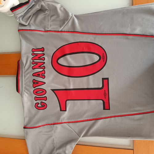 Giovanni Olympiakos football jersey with logo defect