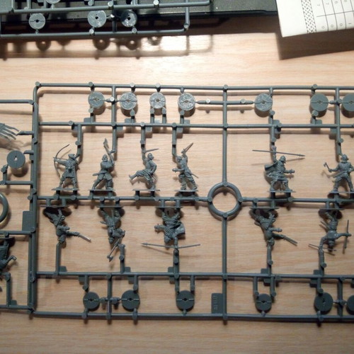 Zvezda Vikings 1/72 new, 41 figures in 11 poses