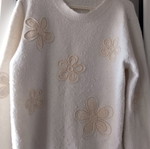 Blouse used, sizes L and XL, with patches