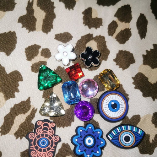 Charms for Crocs new, pack of 13 with eyes and gems