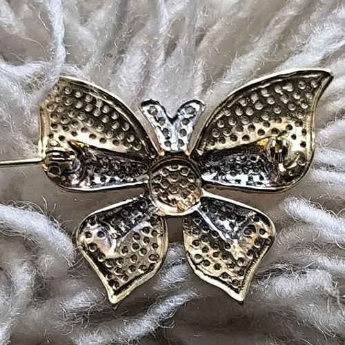 Collectible Gold Butterfly Brooch New from Yellow and White Gold 585