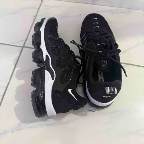 Nike Air VaporMax Plus size 44 like new, black-white