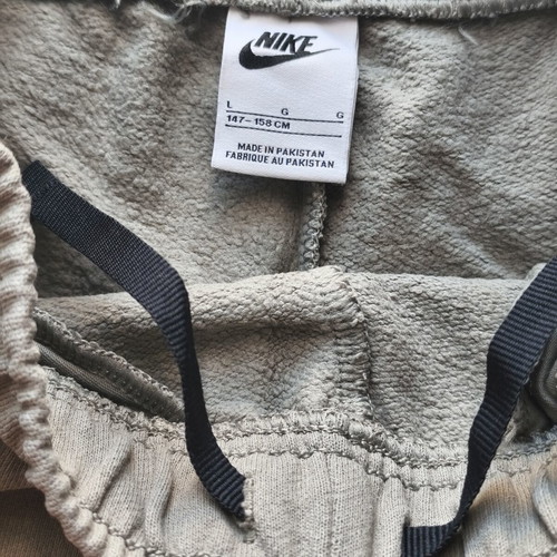 Nike Air kids' fleece pants, khaki, size 158 cm L