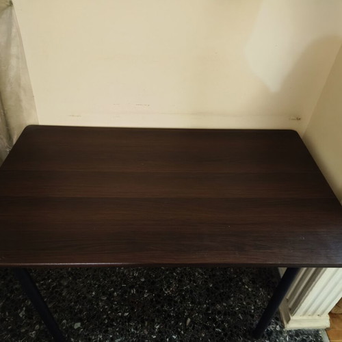 Table with 3 chairs used, removable parts, dimensions 75x119x67 cm