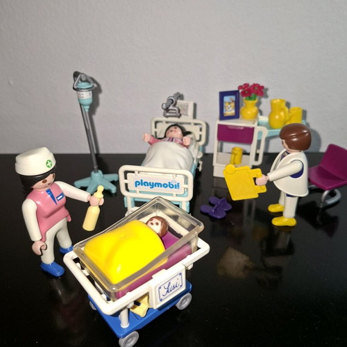 Playmobil Hospital 3980 and 3979 like new pack of two sets