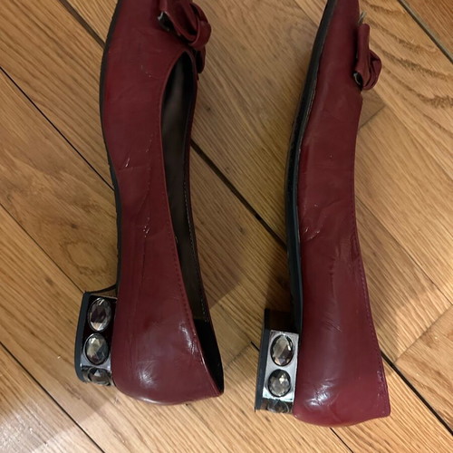 Ballet flats burgundy dark patent leather like new, size 40