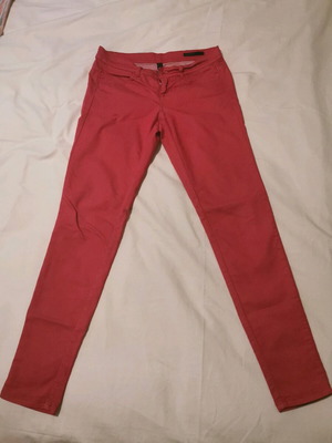 Benetton skinny pants fuchsia size 27 like new