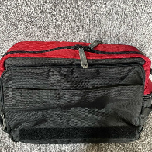 Laptop bag red-black two-tone like new
