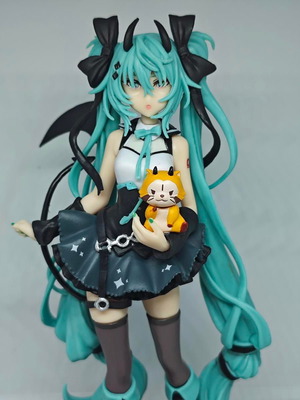 Hatsune Miku Pop Up Parade L The Vampire Ver. like new