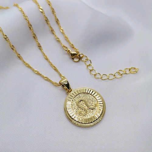 Leo Zodiac Necklace 18K Gold Plated New