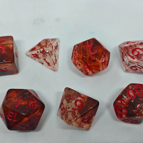 RPG Blood Amber dice set like new with unique effect, 7 pieces
