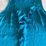 Top like new, size large