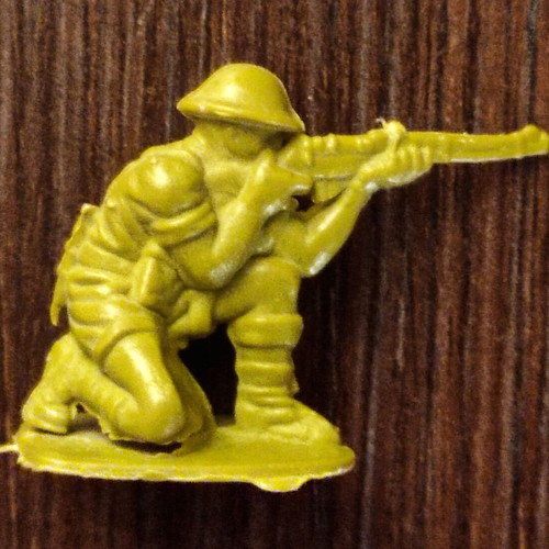 Plastic soldier figures scale 1:32 pack of 22 like new