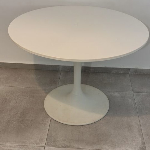 Tulip Style round table Ø105 cm, minimal design