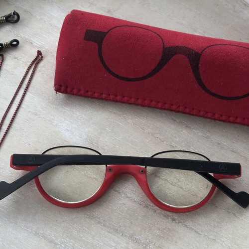 Aptica Bridge Golden Gate Unisex Presbyopia Glasses +2.50 with Case and Chain