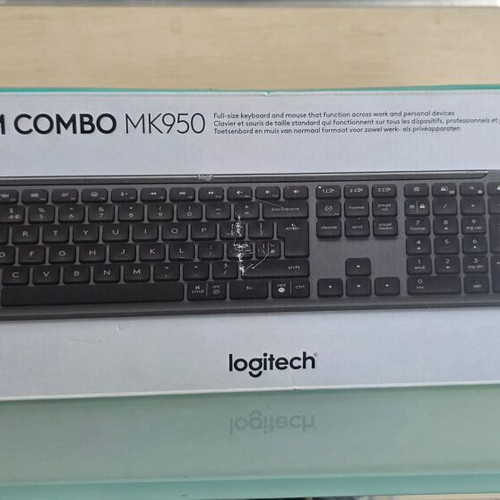 Logitech Signature Slim Combo MK950 wireless keyboard and mouse new