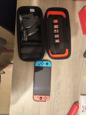 Nintendo Switch OLED 64GB neon blue and red like new
