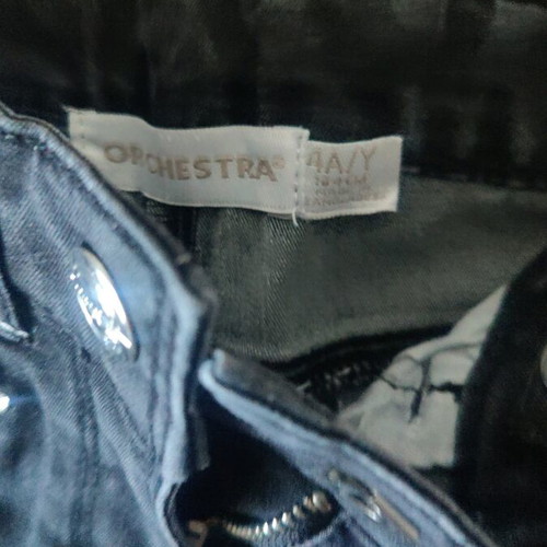 Orchestra bell-bottom pants black 4 years like new