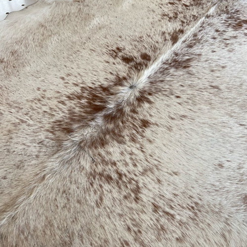 Cowhide rug 3x2 like new, natural leather with unique pattern