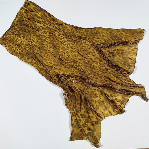 Maurizio women's clothing set metallic leopard like new with flower necklace gift leatherette