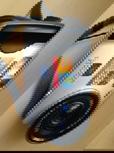 Sony cyber shot camera
