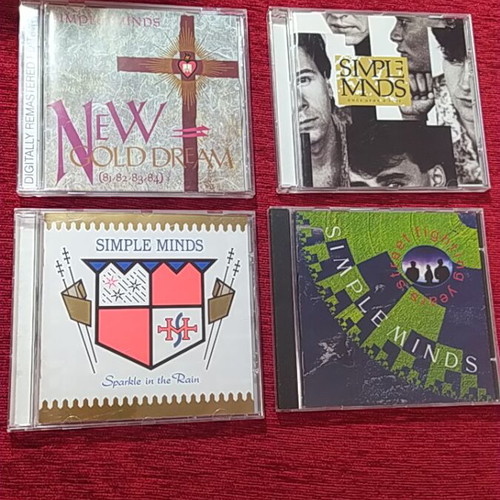 Simple Minds 4 CD set like new, rock genre