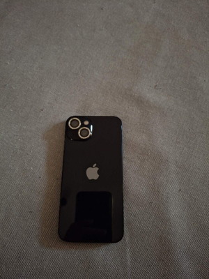 iPhone 13 128GB Midnight Blue with screen and camera protector