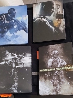 Call of Duty set for Xbox 360 used with 4 steelbooks and accessories