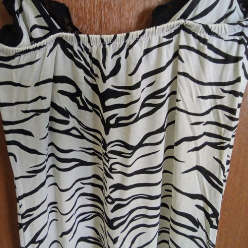 Black and white dress with animal print size M like new