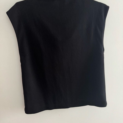 Zara draped sleeveless blouse like new, size M, black