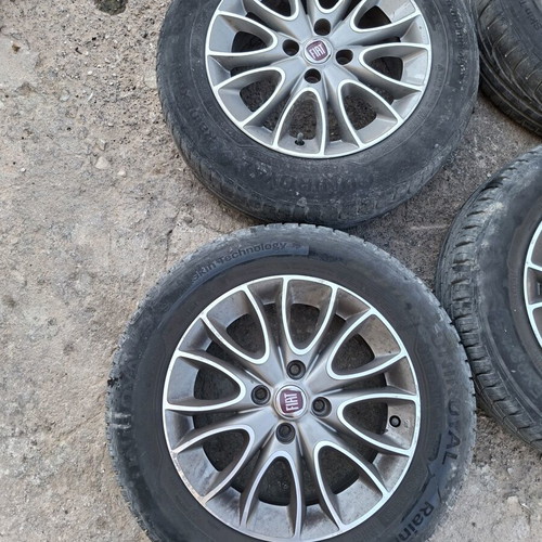 Fiat Grande Punto Evo 15-inch wheels