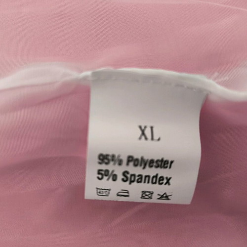 Women's fuchsia suit like new with button fastening