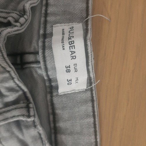 Pull & Bear gray jeans size 38 like new