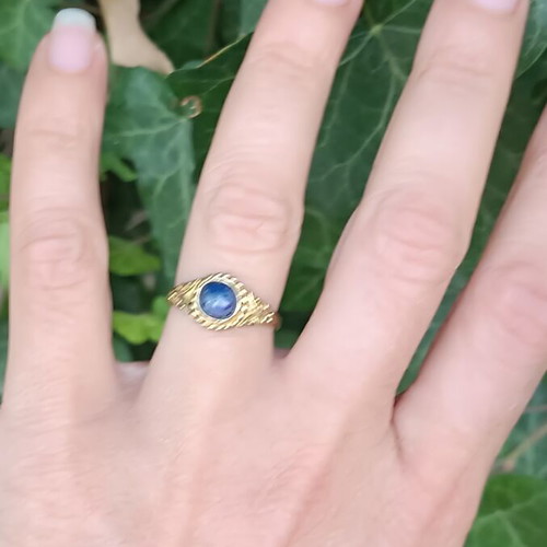 Vintage ring with lapis lazuli adjustable brass