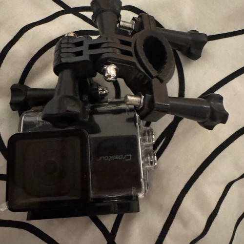 Crosstour CT9500 4K Action Camera like new with waterproof case and accessories