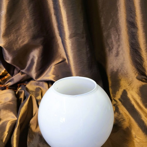 Set of 2 Glass Spherical Vases like new, white and transparent, 16cm