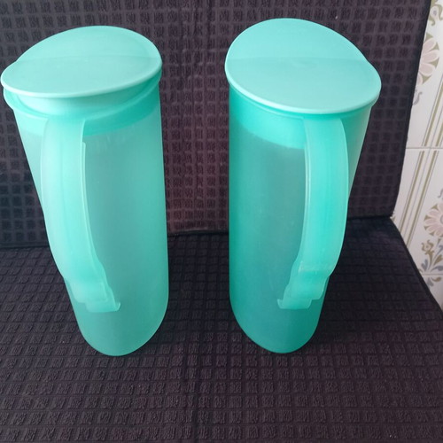 Tupperware pitchers 2lt pack of 2 used