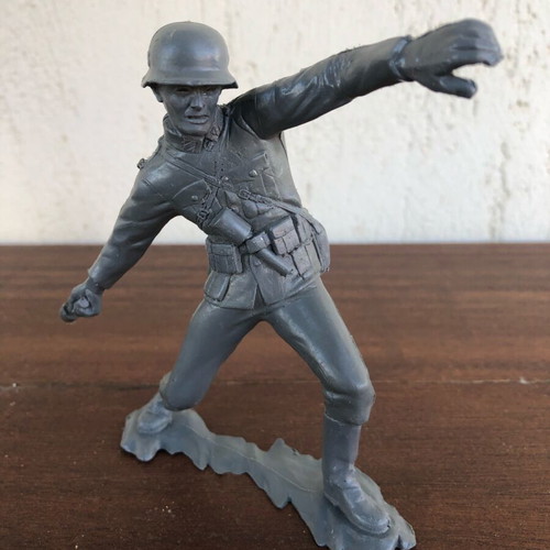 Large plastic Marx soldier used, World War II series 1970s