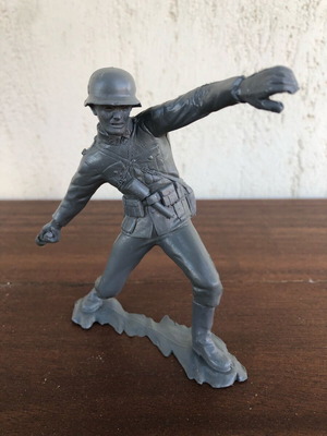 Large plastic Marx soldier used, World War II series 1970s