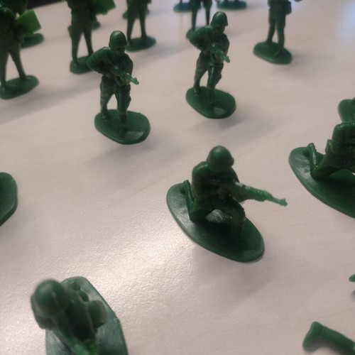 Solpa military soldier figures, 22 pieces, World War II