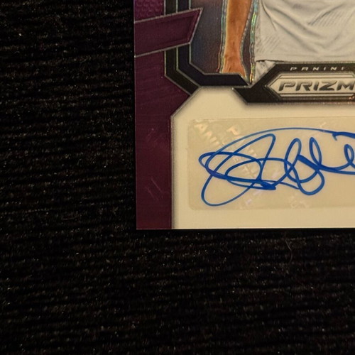 Prizm Heung-Min Son 2023-24 Autographed Card mint condition