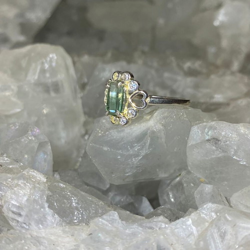 Silver ring with natural green tourmaline and moissanite, new