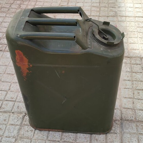 Military-style metal jerrycan