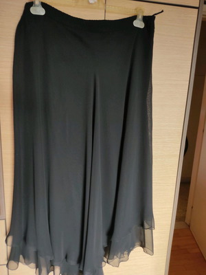 Black midi skirt size XL