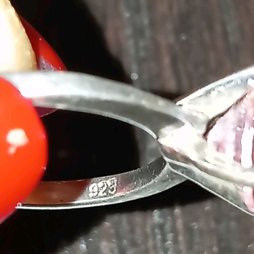 Silver 925 ring solitaire with pink stone like new