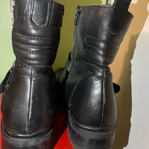Leather ankle boots black slightly used, size 40