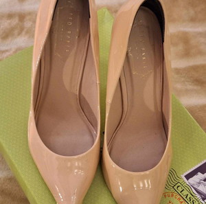 Γοβα Ted baker μπεζ λουστρινι σε αριστη κατασταση