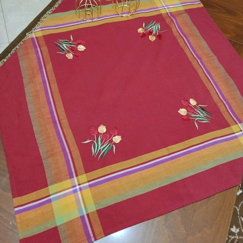 Embroidered square tablecloth new 88x88