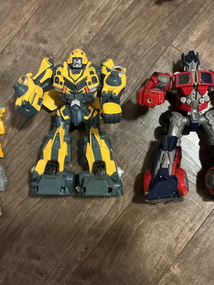 Transformers комплект от две 30 см с звук и свет употребяван Hasbro